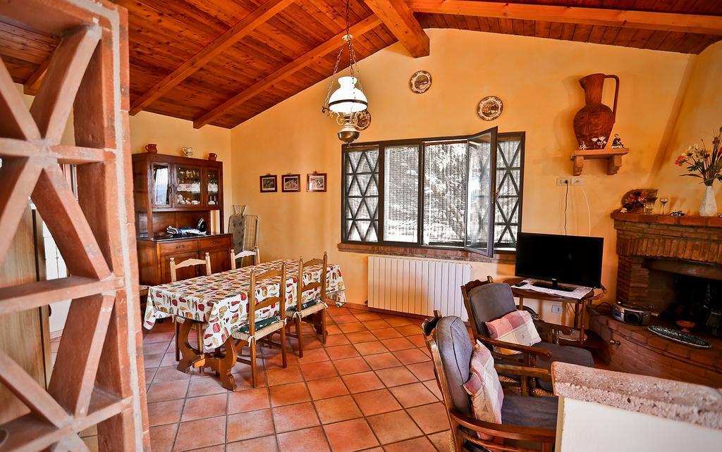 Podere Lo Stringaio Fauglia Habitación foto